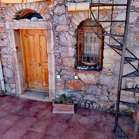 فيلا خيوسفي Traditional Stone House In Chios المظهر الخارجي الصورة